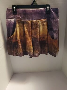 Lucy Flouncy Short Athletic Lined Graphic Print Women's Size S/P